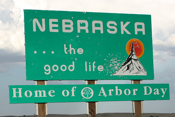 Nebraska state line sign