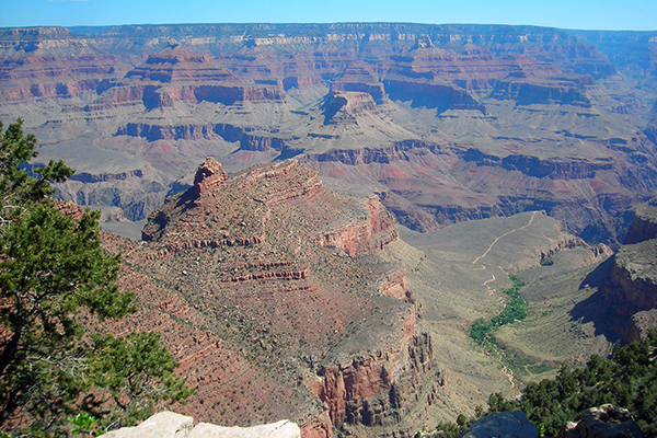 view from near the start of the Bright Angel Trail, Grand Canyon National Park