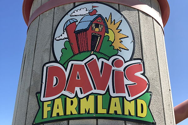 Davis Farm, Massachusetts