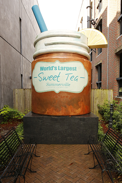 World's Largest Sweet Tea
