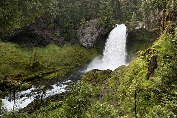 Sahalie Falls