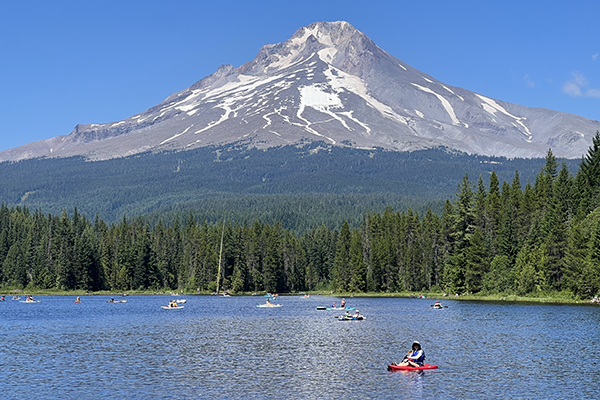 Trillium Lake and Mount Hood